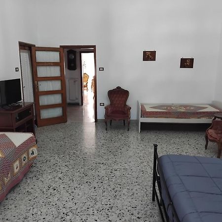 A Casa Di Adele Bed & Breakfast Caserta Exterior foto