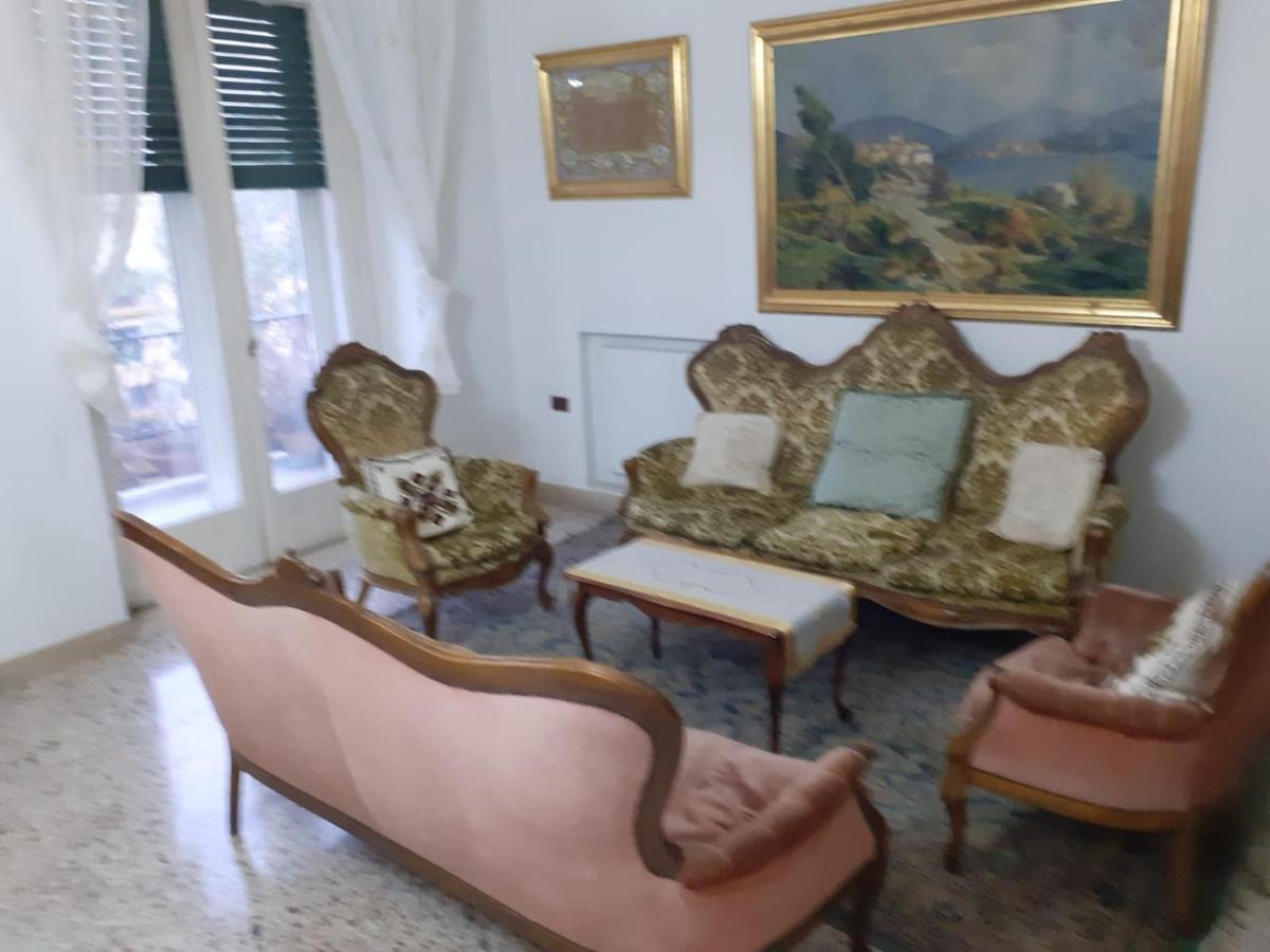 A Casa Di Adele Bed & Breakfast Caserta Exterior foto